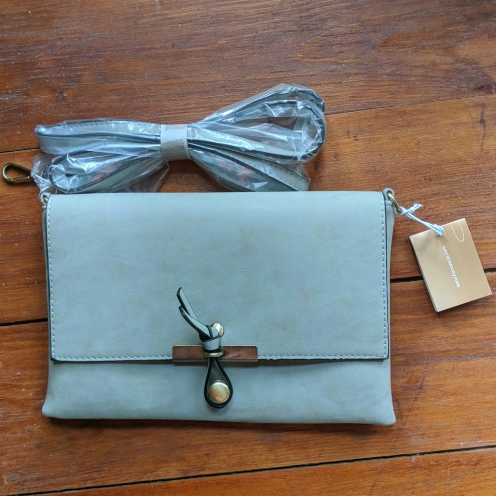Brand New Francesca's clutch